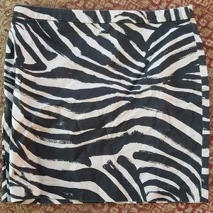 h&m size 8 Zebra print mini skirt